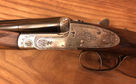 Vendo express laurona como nuevo,muy pocos tiros ,no cambios solo venta. 3000€. Un capricho de arma ,calibre 11