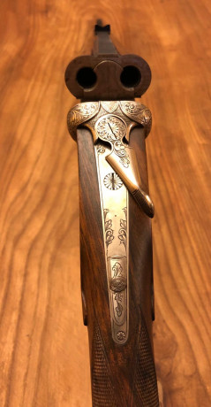 Vendo express laurona como nuevo,muy pocos tiros ,no cambios solo venta. 3000€. Un capricho de arma ,calibre 30