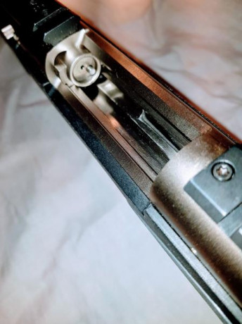 Hola, vendo rifle Remington XCR II calibre 375 HH Magnun 
Acero inoxidable.
tratamiento de tres capas 110