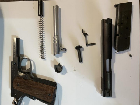   VENDO NORINCO 1911 A1 CALIBRE 45 ACP  

Pistola en perfecto estado de funcionamiento, comprada a un 02