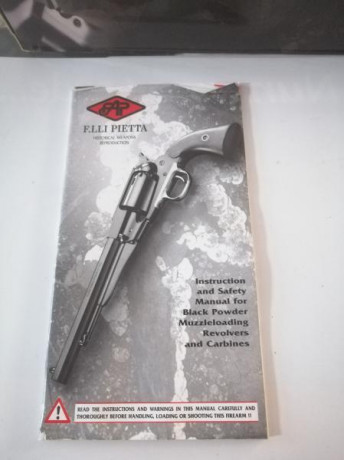 vendo con todo mi pesar , mi arma de colección, nueva en su caja , para mi una belleza que alguien podrá 12