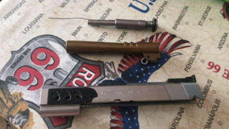 Del 40 con dos cargadores 900€ 10