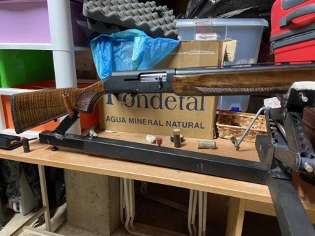 Buenas a todos he adquirido una broiwning b80 una semiautomáticas de las antiguas, nada de plástico y 30