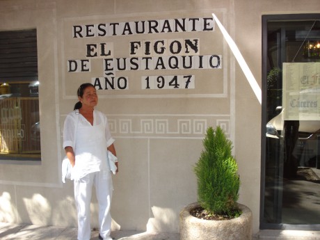 Queridos amigos: ante las expectación :8 causada por el desayuno que me he pegado esta mañana, el cual 172