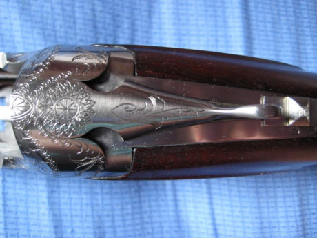 hola se vende superpuesta browning b125 calibre 12 cañones de 71cms de largos tres y una estrellas selector 00