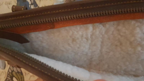 excelente funda de cuero con interior borregillo sin roturas ni descosidos, medidas 103 cm largo 15 cm 01