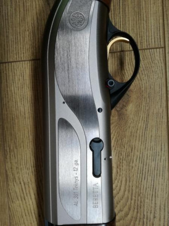 Buenas a todos, pongo a la venta esta escopeta con muy poco uso.

BERETTA AL 391 Teknys, calibre 12. Con 11