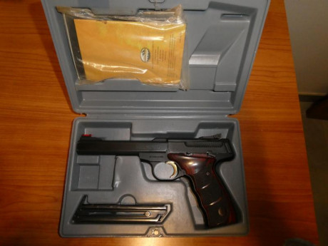 Venta de pistola Browning  buck mark
Calibre 22l.r.precio 350€ + gastos de envio
Tef:629164684 Juan Ramon 01