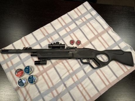 Vendo Hatsan Vectis en 6,35 como nueva, sin apenas uso (50 tiros aprox). Se incluyen 3 cargadores + reddot 02