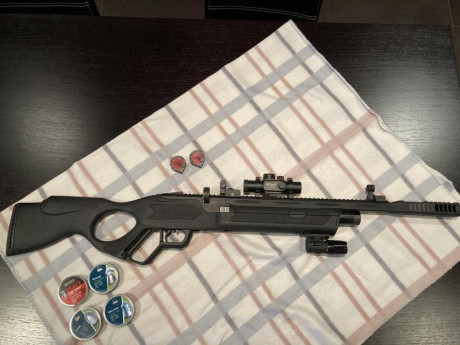 Vendo Hatsan Vectis en 6,35 como nueva, sin apenas uso (50 tiros aprox). Se incluyen 3 cargadores + reddot 01
