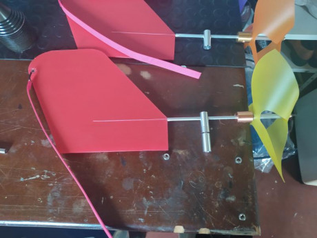 No incluye el trípode. Fabricada en inox u delrin 70€ 80