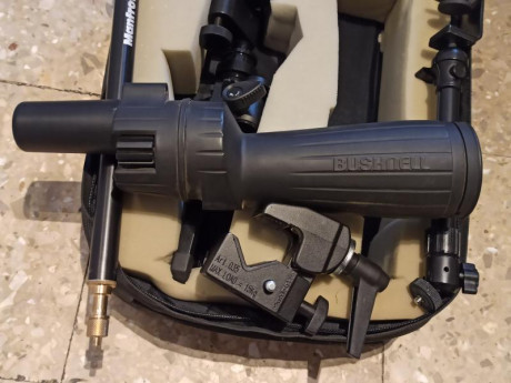 En venta telescopio terrestre BUSHNELL SPACEMASTER de 20-45 aumentos. Calidad óptica extraordinaria. Aumentos 32