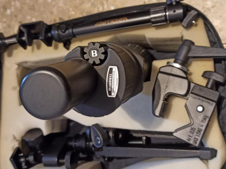 En venta telescopio terrestre BUSHNELL SPACEMASTER de 20-45 aumentos. Calidad óptica extraordinaria. Aumentos 31