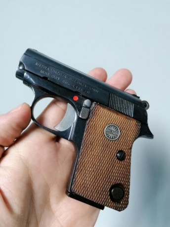 Pistola Astra CUB calibre 6,35. Para guiar con A o B. Precio 120€ más portes si hubiera que mandar. 00