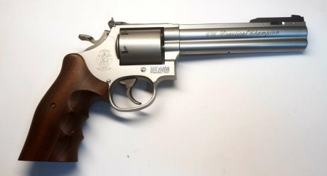 Vendo revolver SMITH&WESSON, mod 686 Practical Champion, de 6 pulgadas, calibre 357 Magnum, tambor 02