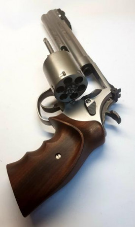Vendo revolver SMITH&WESSON, mod 686 Practical Champion, de 6 pulgadas, calibre 357 Magnum, tambor 01