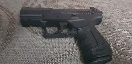 en venta walther p22 con cañon corto y largo. esta nueva.guiada en F .no ha tirado 10 cajas.comprada en 10