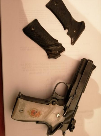 Hola compañeros.
Vendo Llama del 22,con un juego de cachas aparte. 
Esta guiada en F, muy buen estado, 00