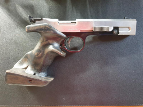 Hola, vendo pistola Fas SP602 22lr, la pistola se encuentra en Asturias y ha sido revisada y repasada 01