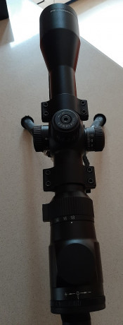 Visor 6-18x44, con corrección de paralaje,  ajuste de dioptrías en el ocular, tubo de 30mm, longitud 335mm, 02