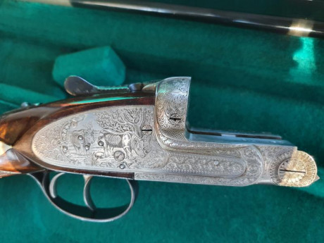 Vendo precioso rifle Express paralelo del prestigioso armero Victor Sarasqueta modelo safari, calibre 01