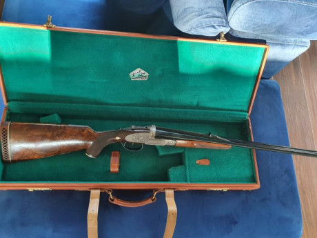 Vendo precioso rifle Express paralelo del prestigioso armero Victor Sarasqueta modelo safari, calibre 30