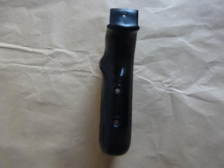 Se venden cachas para la pistola H&K P9S,  nuevas sin estrenar , dos unidades en existencias.

Una 02