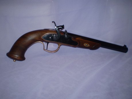 Estimados Foristas
Aqui les presento algunas de mis armas de avancarga fabricadas por nosotros, estas 02