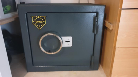 Buenas compañeros!

Pues tenía yo una duda que he buscado por el foro y no he visto pero supongo que ya 130
