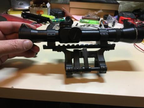 Vendo montura Stanag original de HK procedente de excedentes del ejército alemán . Equipada con carril 01