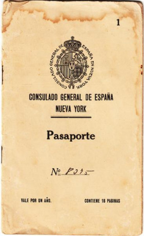  EN RECUERDO Y HOMENAJE A LOS QUE YA NO ESTÁN. 

Si pones en  GOOGLE    PASAPORTES EN LA MEMORIA   da 81