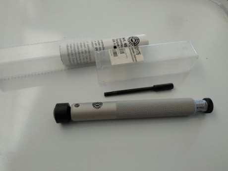 Hola compañeros,

Vendo llave dinamométrica Anschutz

Estado: Muy bueno.

Precio.- 60 euros con envío 00