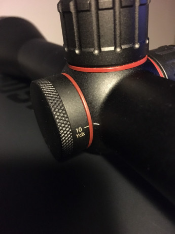 Vendo este Visor de 24 aumentos , tubo de 30mm , paralaje a partir de 10 yardas , segundo plano focal. 00