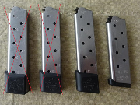 Se venden cargadores monohilera del .45:

- Chip Mc Cormick,  UNO  con capacidad de 10 cartuchos y  UNO 01