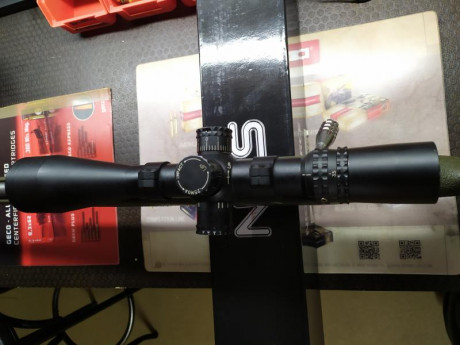 Nightforce NXS 3.5-15x50. Tubo de 30 mm, retícula NP1iluminada. 
Se entrega con un juego de anillas Warne 01