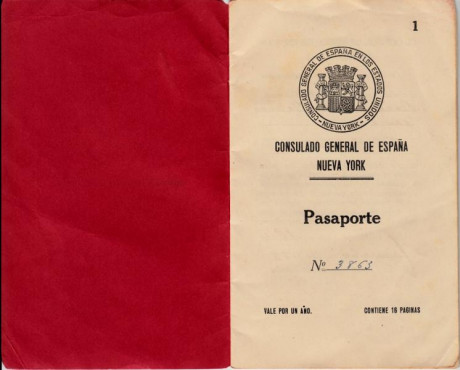  EN RECUERDO Y HOMENAJE A LOS QUE YA NO ESTÁN. 

Si pones en  GOOGLE    PASAPORTES EN LA MEMORIA   da 42