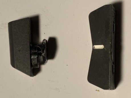 Se vende 80€. Como nuevas. 
https://tiendamilitar.es/armeria/alza-mira-pistola/247-big-dot-tritium-express-set-glock-42-43
Precio 00