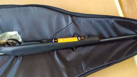 Se vende un Tikka t3x calibre 6.5 Creedmor.
Esta nuevo, no se ha utilizado y con la caja, pegatinas y 00