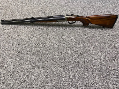 *** VENDIDO ***
RIFLE PARALELO DE DOS CAÑONES,
DOS DISPARADORES, LONGITUD DE CAÑÓN 57,5 cm., LONGITUD 01