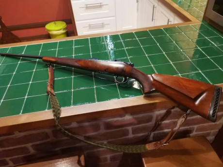 Vendo rifle de caza mayor en buen estado.
Marca :
Modelo :
Calibre :
El rifle está en Asturias, no negocible 00