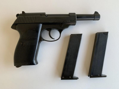 Vendo pistola detonadora EGP 88E en calibre .35 del fabricante Erma-Werke. Una de las mejores replicas 102