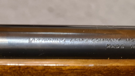 Carabina BROWNING, modelo BL22, calibre 22 S.L.LR. es el modelo sin picado en culata, admite todos los 02