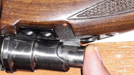  20201125_212317.jpg  20201125_212259.jpg  20201125_212232.jpg 

El orden de las fotos es 3-2-1

Estas 01