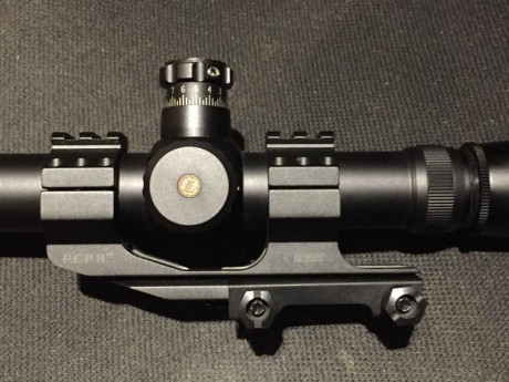 VENDIDO
Impecable, muy poco uso. Excelente óptica PROFESIONAL estadounidense, la que emplean muchos grupos 11