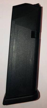Se venden cargadores GLOCK 19 (15 cartuchos), en perfecto estado (con ligero uso, pero en buen estado).
Son 00