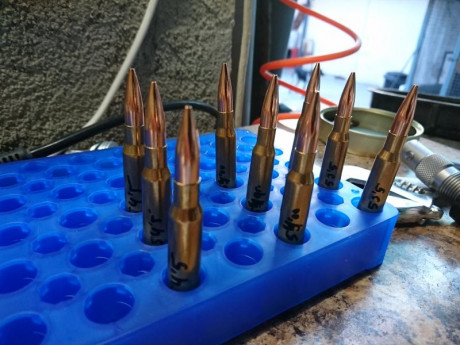 Buenos días compañeros, pues como tenía dos rifles en 3006, he vendido uno y me he agenciado este nuevo 50
