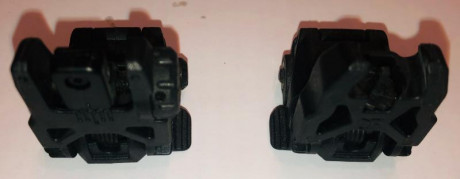 Se venden estas excelentes miras abatibles MAGPUL MBUS en color negro.
Se trata de las miras originales 10