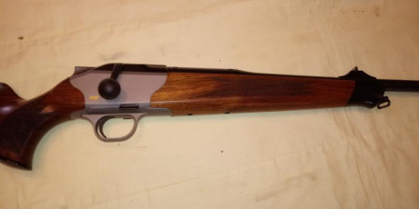 Vendo Blaser R8 standard de madera en 338 WM y cañón adicional en 270WSM.
Todo en buen estado. El rifle 02