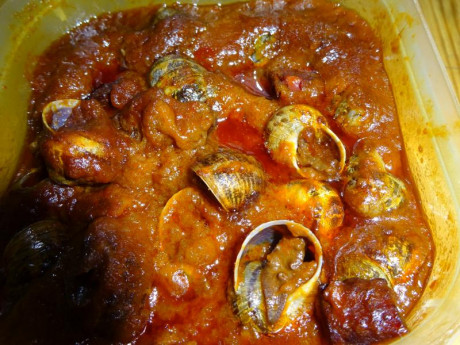Hoy para comer acelgas hervidas y chuletón de vaca gallega vieja con seis semanas de maduración en cámara 140