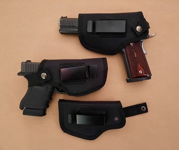 Funda en Nylon negro para cualquier tipo de pistola. 
En la foto hay una Glock 3'5" cal.45 y una 00